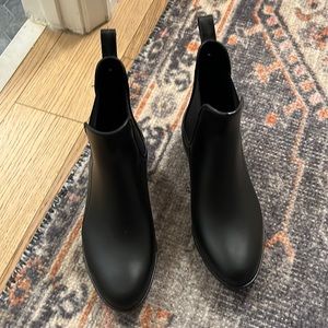 Sam Edelman Chelsea rain boots